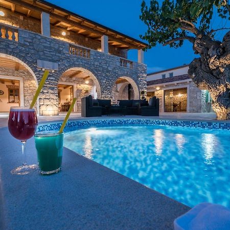 Villa Dumina Сукошан Экстерьер фото
