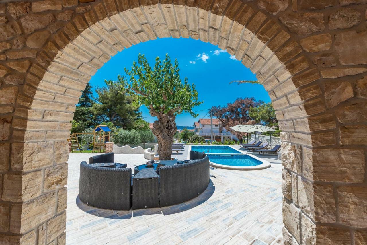 Villa Dumina Сукошан Экстерьер фото